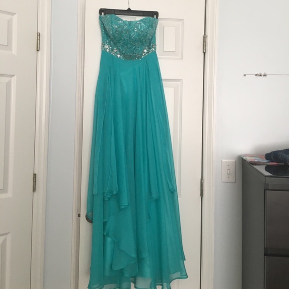 Sherri Hill prom dress - Picture 2 of 5